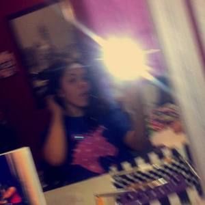 Meet your Posher, Mia